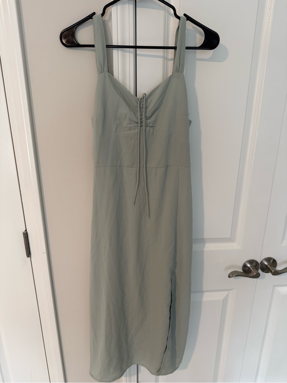 Francesca's Collections Sage Green Midi Dress with Front Tie